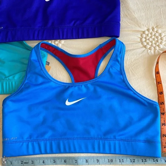 3 sports bras - Picture 2 of 10